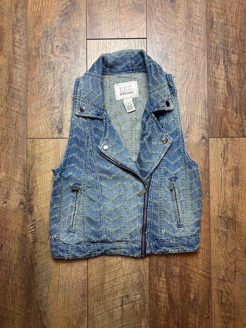 BKE Asymmetric Denim Vest Size S Y2K Western Sleeveless Pockets